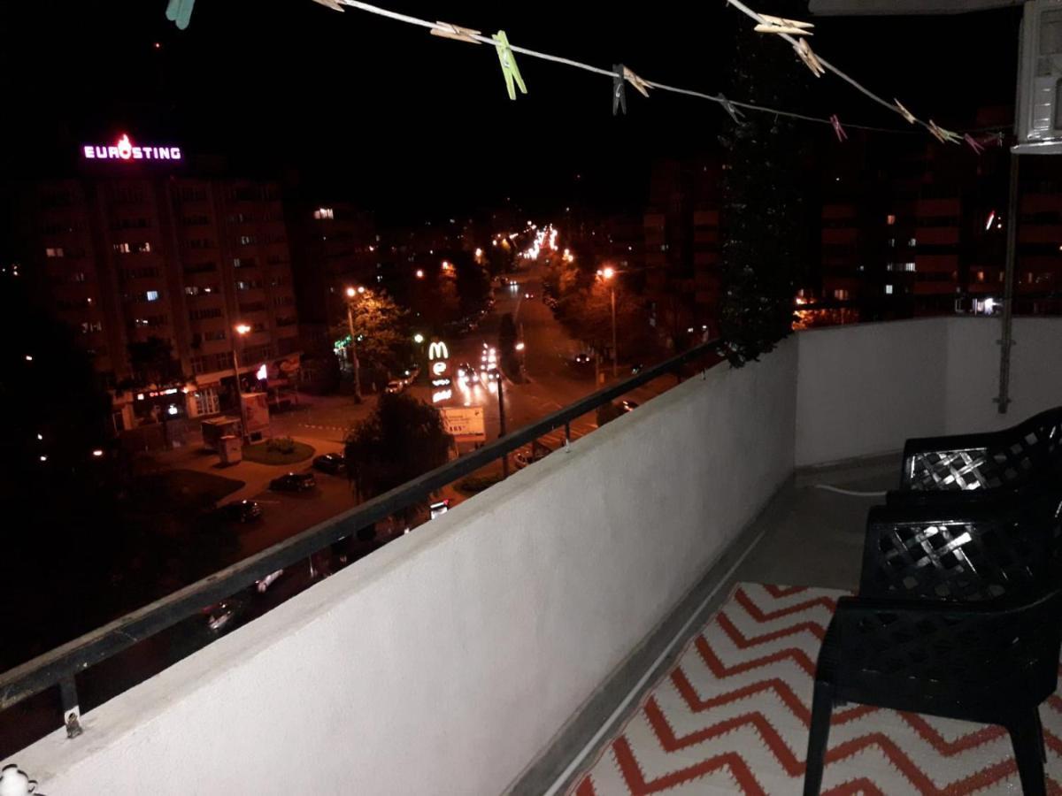 Hellen'S Ultracentral Apartament Buzău Eksteriør bilde